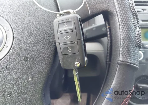 2006 Volkswagen Jetta 2.5 z USA, uszkodzony, nr VIN 3VWRF71K46M677733